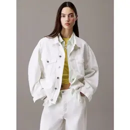 Calvin Klein Jeans: Джинсовая куртка 