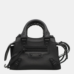 Balenciaga: Чёрная сумка 