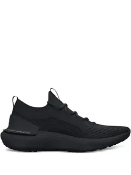 Under Armour: Чёрные кроссовки  HOVR Phantom