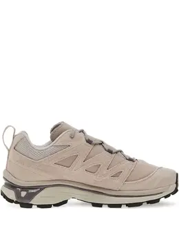 Salomon: Розовые кроссовки 
