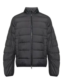 Moncler: Чёрная куртка 