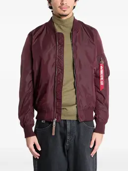 Alpha Industries: Красная куртка 