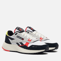 Reebok: Белые кроссовки  Classic Leather