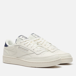 Reebok: Бежевые кроссовки  Club C 85