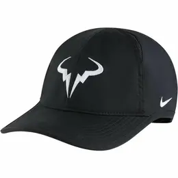 NIKE: Чёрная кепка  Club