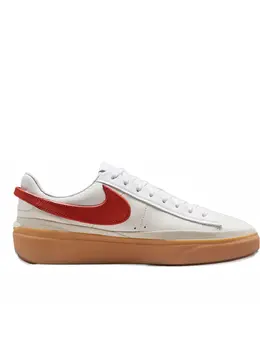 Nike: Красные кроссовки  Blazer