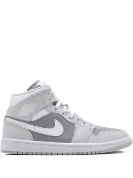 Nike: Светлые кроссовки  Air Jordan