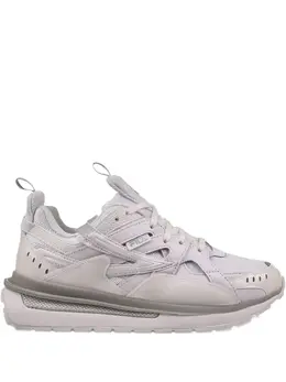 Fila: Белые кроссовки 