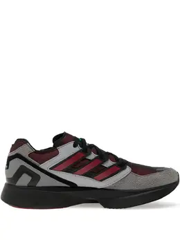 adidas: Тёмные кроссовки  Equipment