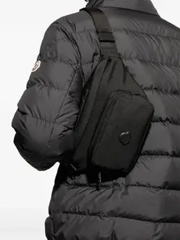 Moncler: Чёрная поясная сумка 