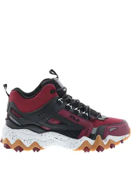 Fila: Чёрные кроссовки 
