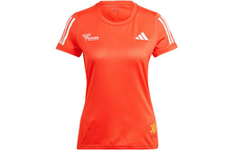 Adidas: Светлая футболка 