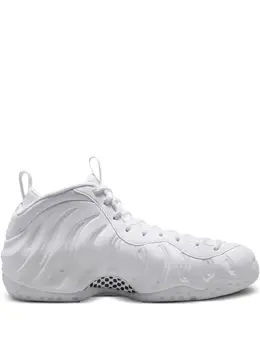 Nike: Белые кроссовки  Air Foamposite One