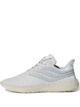adidas: Белые кроссовки  Sobakov