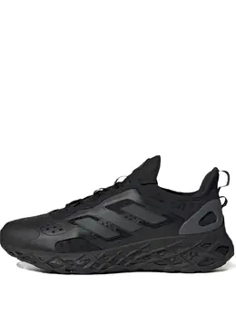 adidas: Чёрные кроссовки  Boost