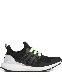 adidas: Чёрные кроссовки  UltraBoost
