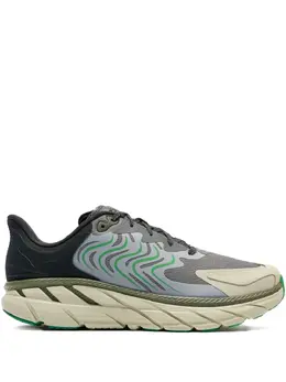 HOKA: Светлые кроссовки 