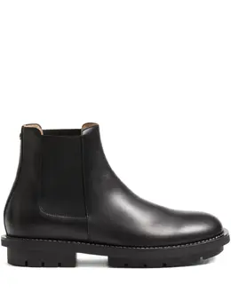 Valentino Garavani: Чёрные ботинки 