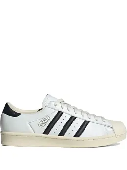 adidas: Чёрные кроссовки  Superstar