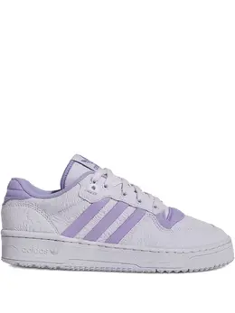 adidas: Фиолетовые кроссовки  Rivalry Low