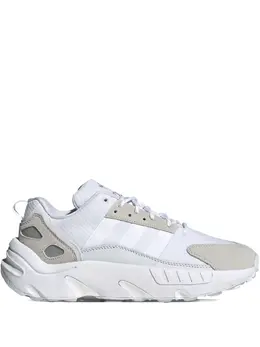 adidas: Белые кроссовки  Boost