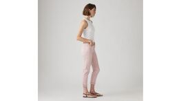 Levi's: Джинсы-бойфренды 