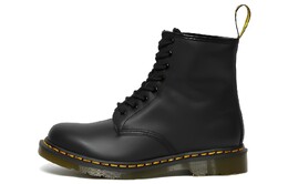 Dr.Martens: Чёрные ботинки 