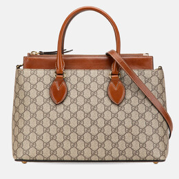 Gucci: Бежевая сумка  GG Supreme