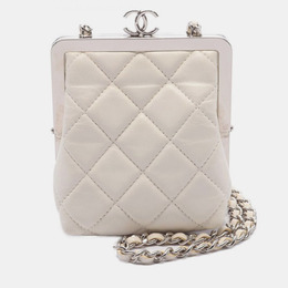 Chanel: Белый клатч 