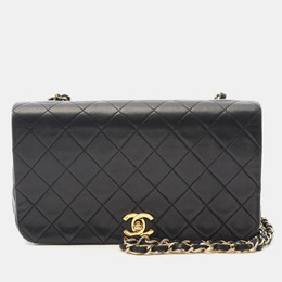 Chanel: Чёрная сумка 