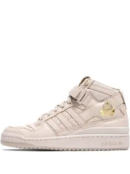 adidas: Коричневые кроссовки  Forum