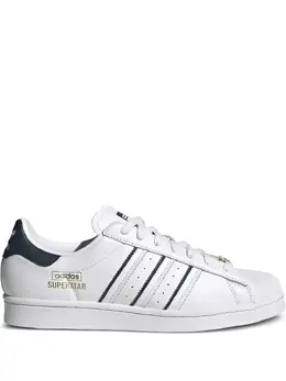 adidas: Белые кроссовки  Superstar