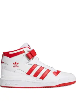 adidas: Белые кроссовки  Forum