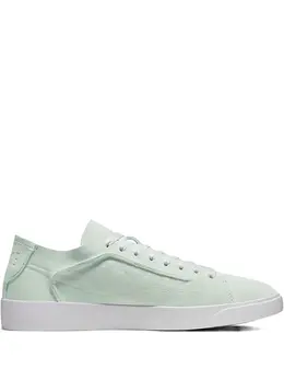 Nike: Светлые кроссовки  Blazer Low