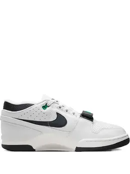 Nike: Белые кроссовки  Air