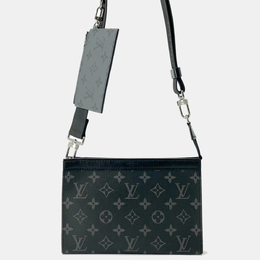 Louis Vuitton: Чёрный кошелёк 
