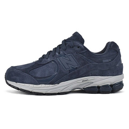 NEW BALANCE: Кроссовки  2002R