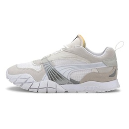 PUMA: Белые кроссовки  Kyron