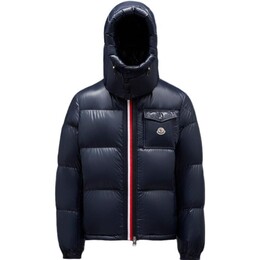 Moncler: Тёмный пуховик 