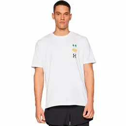 Under Armour: Спортивная футболка 
