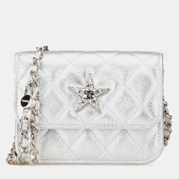 Chanel: Серебристая поясная сумка 