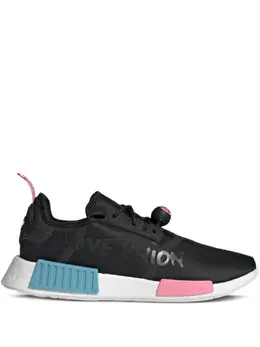 adidas: Чёрные кроссовки  NMD_R1