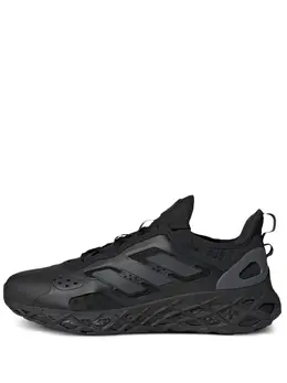 adidas: Чёрные кроссовки  Boost