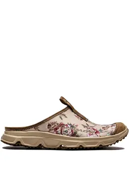 Salomon: Светлые кроссовки 