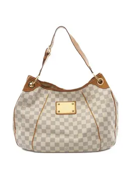 Louis Vuitton Pre-Owned: Белая сумка 