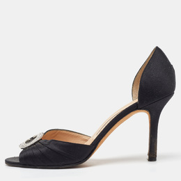 Manolo Blahnik: Чёрные туфли 