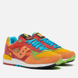 Saucony: Красные кроссовки  Shadow 5000