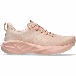ASICS: Розовые кроссовки  Novablast