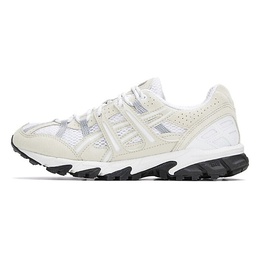 ASICS: Бежевые кроссовки 