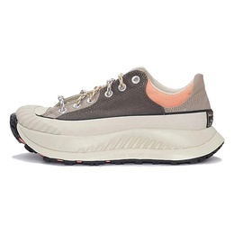 CONVERSE: Бежевые кроссовки  Chuck 70